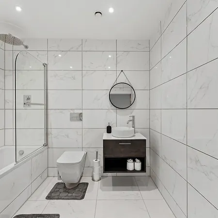 Apartamento Winter Offer! Stylish Abode In - Games - Parking Leeds (West Yorkshire)