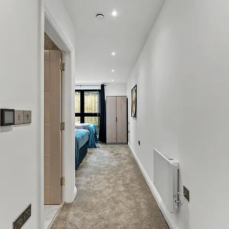 Winter Offer! Stylish Abode In - Games - Parking * 利兹