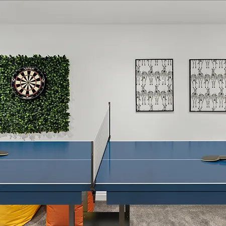 Winter Offer! Stylish Abode In - Games - Parking 利兹