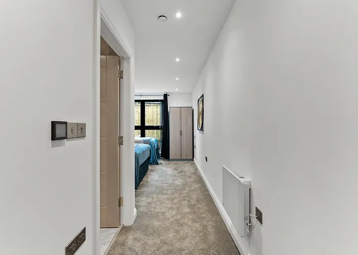 The Stylish Escape - Games * Лідс